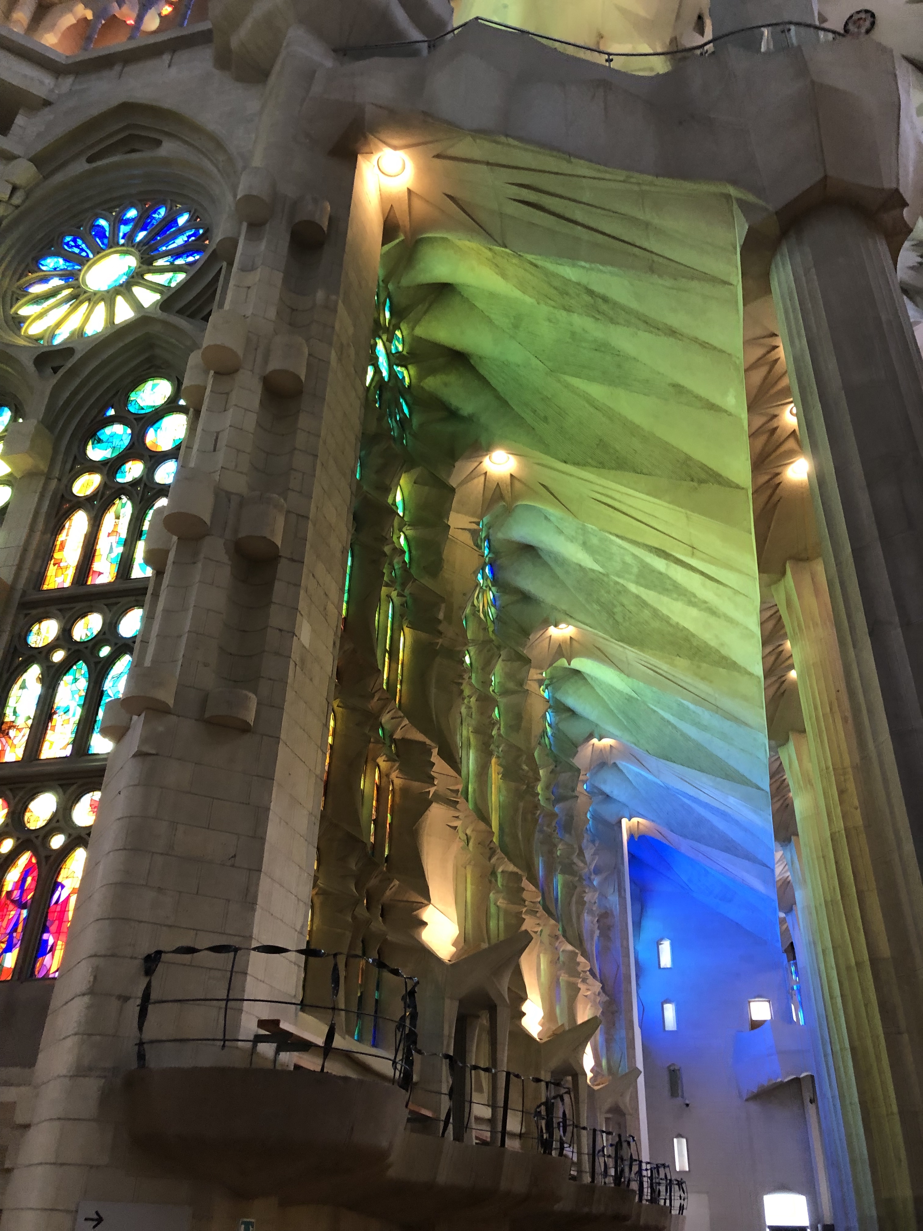 sagrada familia on the inside